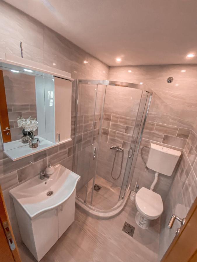 Apartmani Dumezic Bar Eksteriør billede