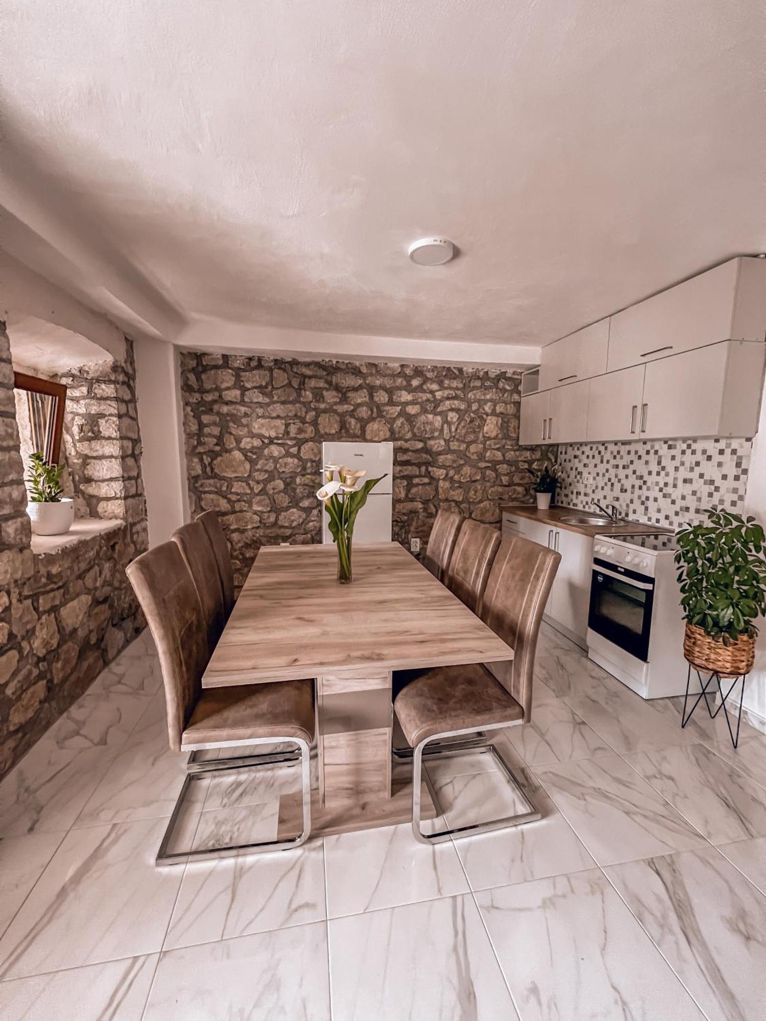 Apartmani Dumezic Bar Værelse billede